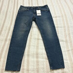 NWT Zara Mid Waist skinny in blue wash